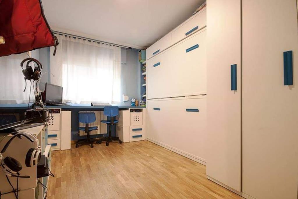 Apartamento + Parking En El Centro De Картахена Екстериор снимка