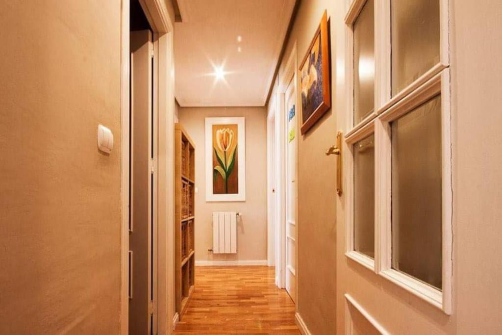 Apartamento + Parking En El Centro De Картахена Екстериор снимка
